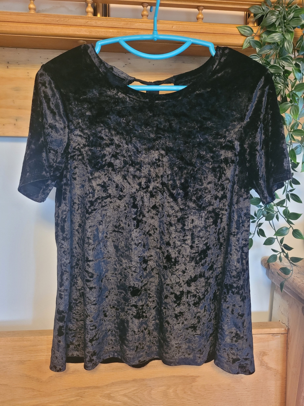 Cynthia Rowley Black Crushed Velvet Short-Sleeve Top
